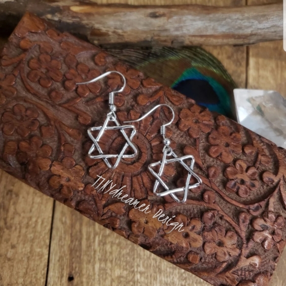 Hanukkah STAR of David earrings Silver Festival of Lights Bar Mitzvah Gift idea - Picture 8 of 10